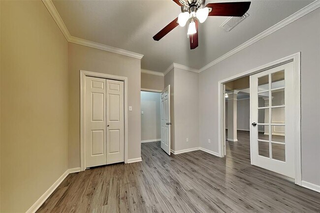 Building Photo - 4106 Hill Springs Dr