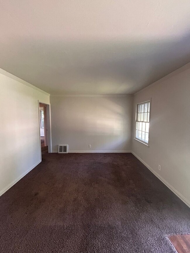 Building Photo - 4500 Plaza Dr