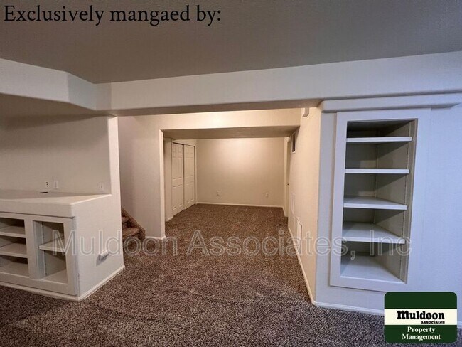 Building Photo - 5807 Poudre Way