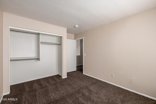 Building Photo - 12547 W Medlock Dr