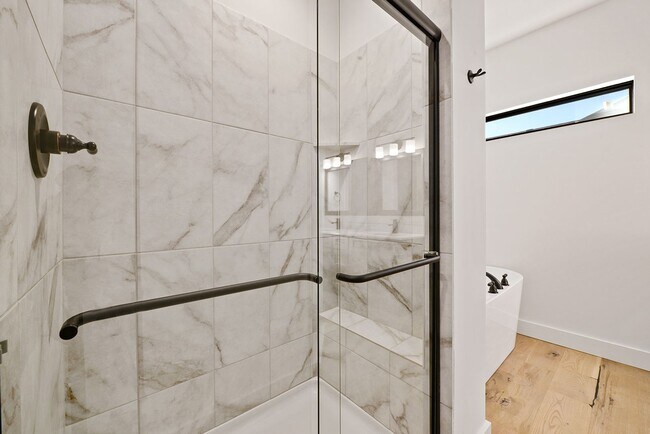 Building Photo - Lot 174