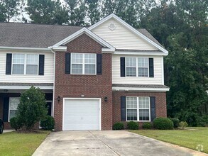 Building Photo - Gorgeous 3 Bedroom townhome in Carolina Fo...