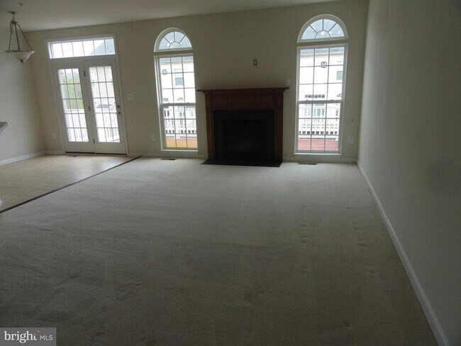 Building Photo - 2711 Lucas Run Way
