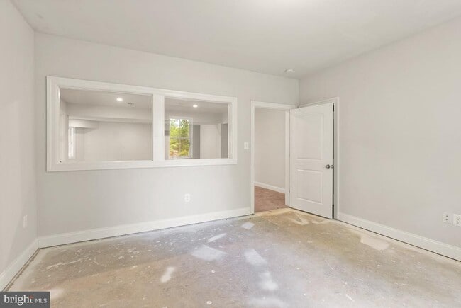 Building Photo - 7324 Statecrest Dr