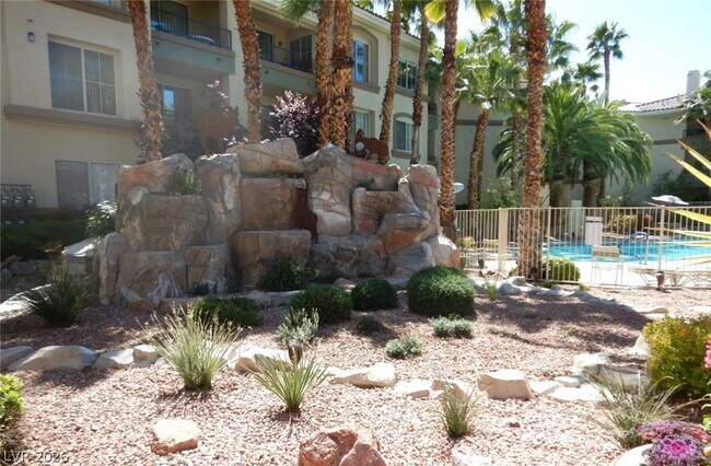 Building Photo - 7143 S Durango Dr