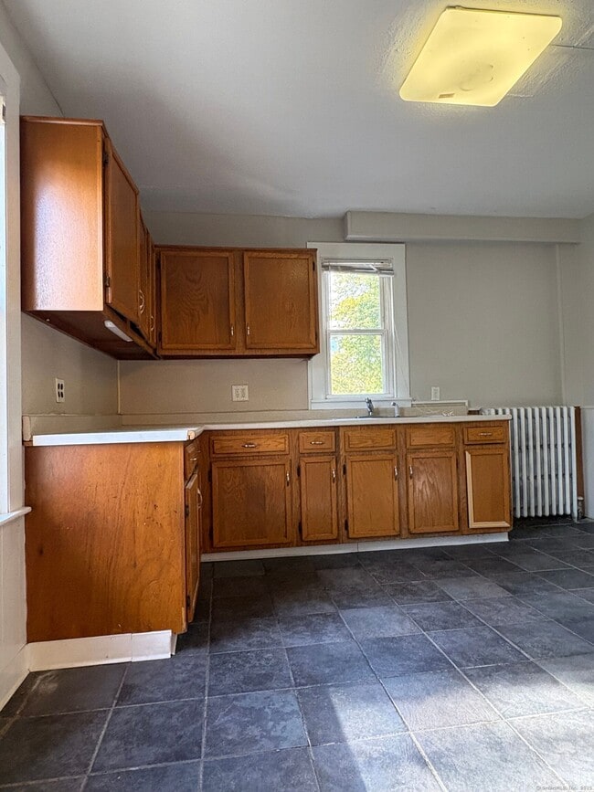 Building Photo - 32 Prospect St