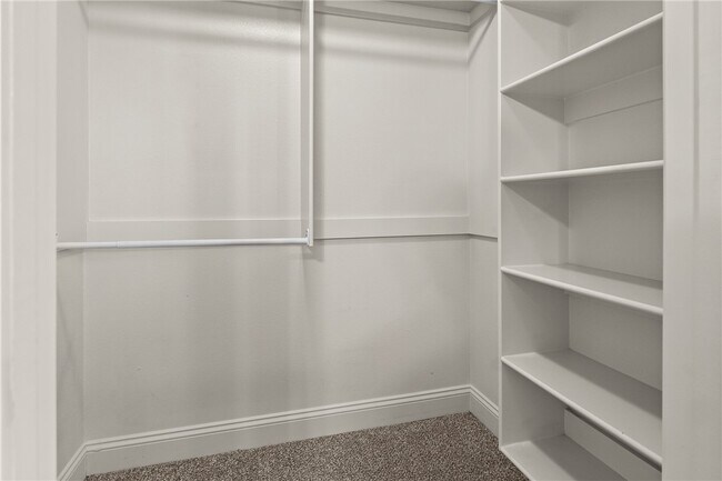 Building Photo - 3806 W Tanyard Dr