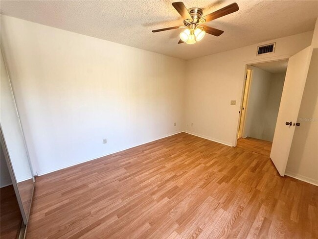 Building Photo - 5282 Cypress Ct