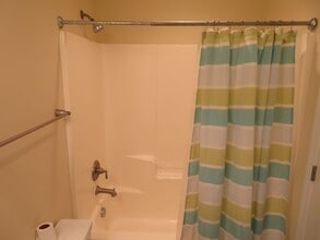 Building Photo - 3 Br 2.5 BA in Southwest