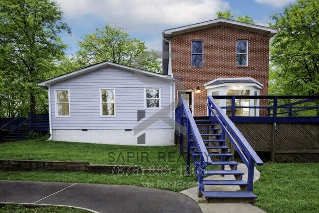 Building Photo - 1441 Blvd Lorraine SW