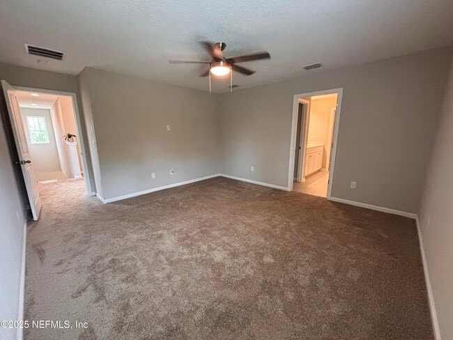 Building Photo - 230 Starnberg Ct