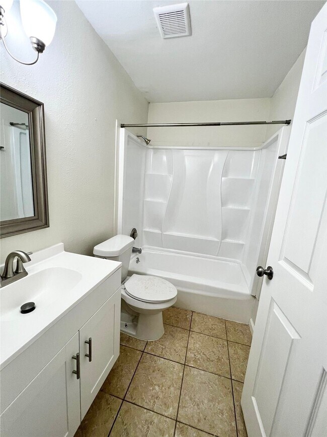 Building Photo - 130 Oyster Creek Dr