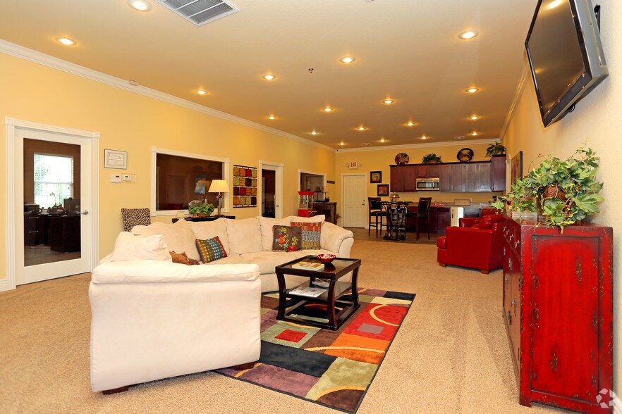 Pines at Southridge 201 Southridge Rd Tahlequah OK 74464 Apartment