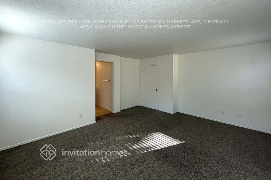 Building Photo - 382 Craftsman Dr