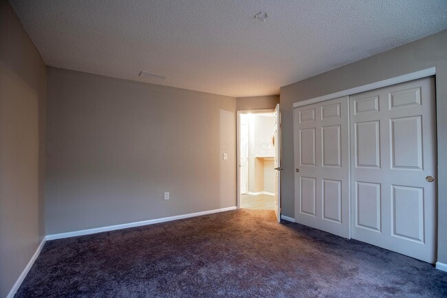 Building Photo - 39 Buttles Ave