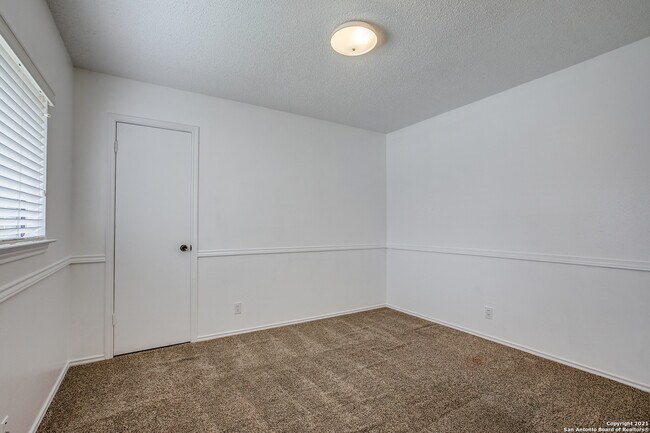 Building Photo - 7307 Chainfire Cir
