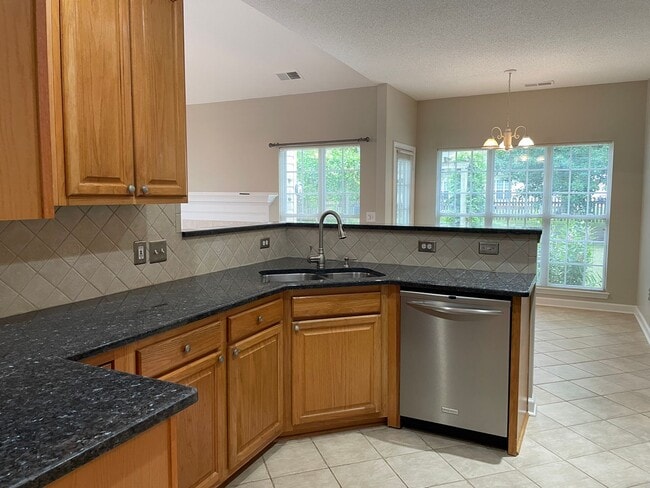 Building Photo - Three Bedroom Ranch Home With Deeded Boat ...