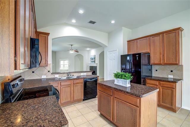 Building Photo - 2011 Zavala Dr