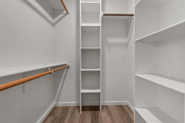 Building Photo - 1070 E Reno Rd