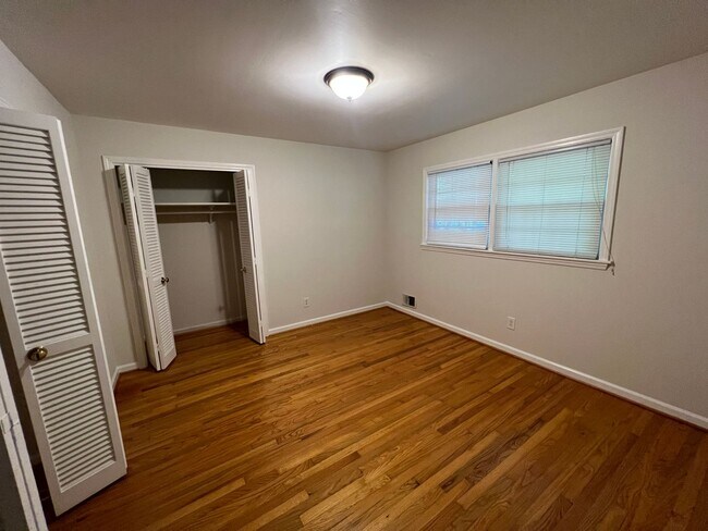 Building Photo - Conveniently Located Home Tucker/Stone Mou...