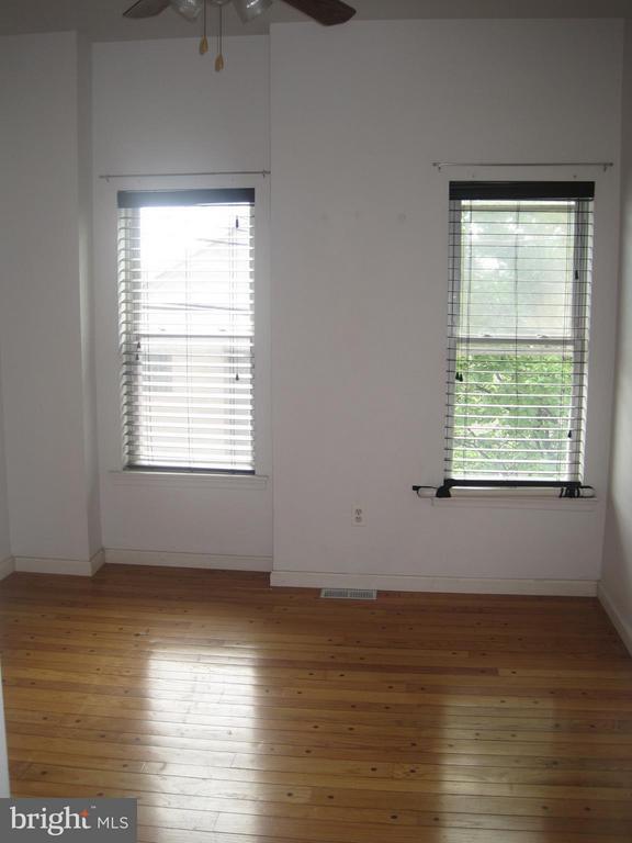 Building Photo - 1404 Woodall St