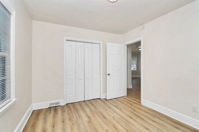 Building Photo - Cozy Echo Hills Two Bedroom Duplex