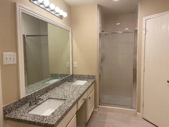 Building Photo - 4015 Owl Echo Ct