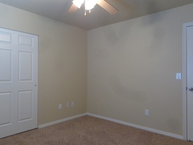 Building Photo - 6359 W Liza Ln