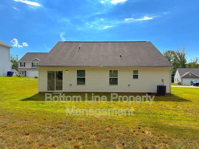 Building Photo - 3641 Fallen Tree Dr