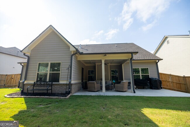 Building Photo - 2539 Tomoka Dr