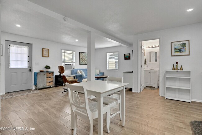 Building Photo - 29 Nelmar Ave