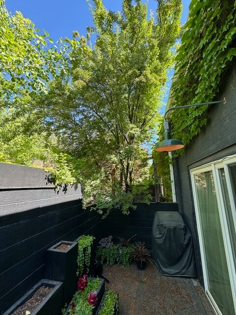 Building Photo - 440 W 900 S