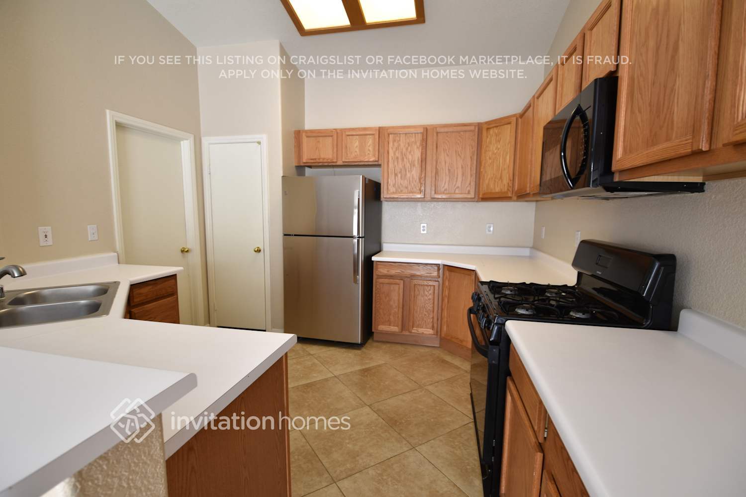 Building Photo - 115 Quailbush Dr