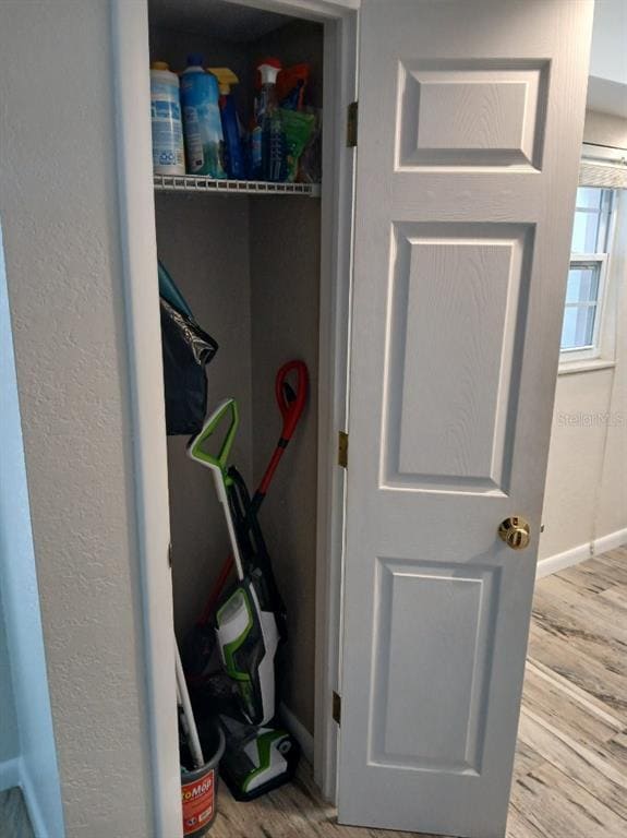 Building Photo - 10350 Imperial Point Dr W