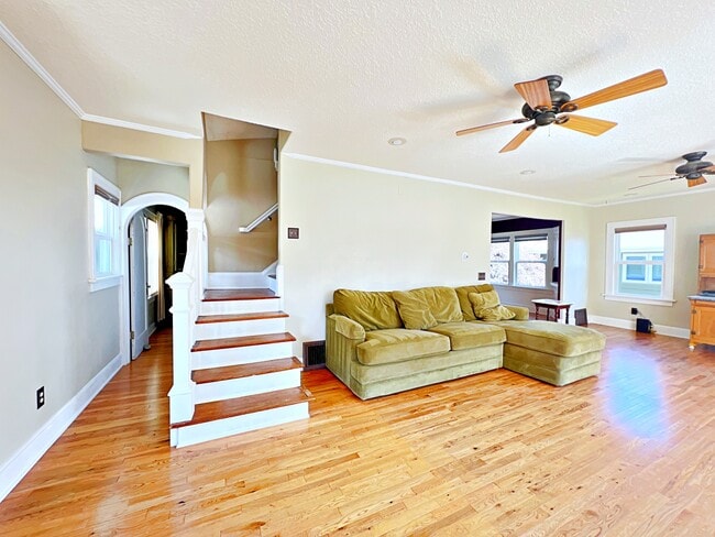 Building Photo - 7315 SE Taylor St