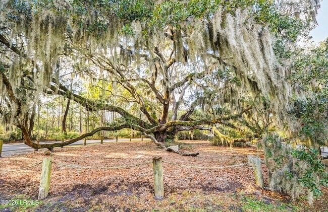 Building Photo - 1812 Dolphin Row Dr