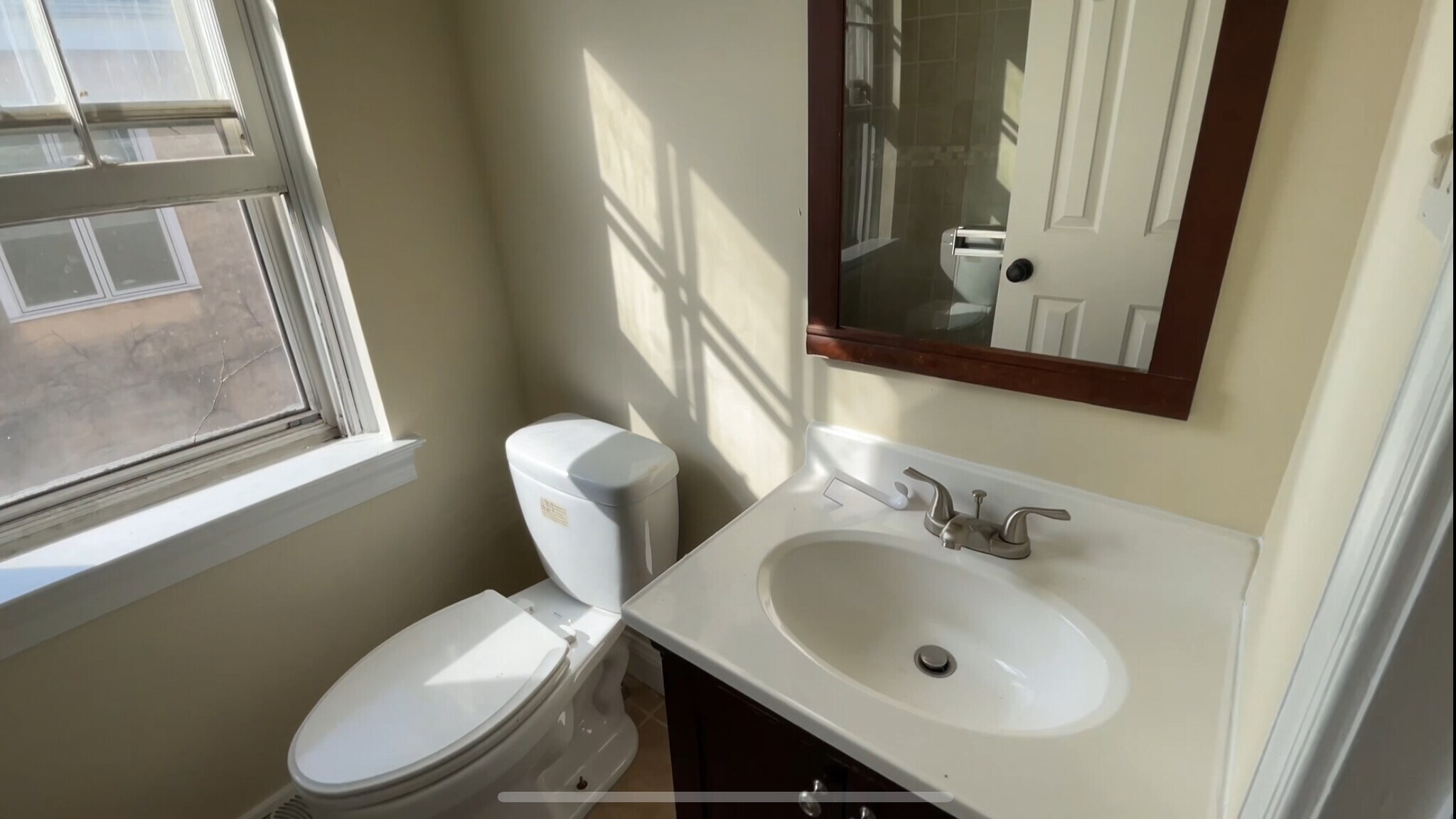 Bathroom - 2034 Green St