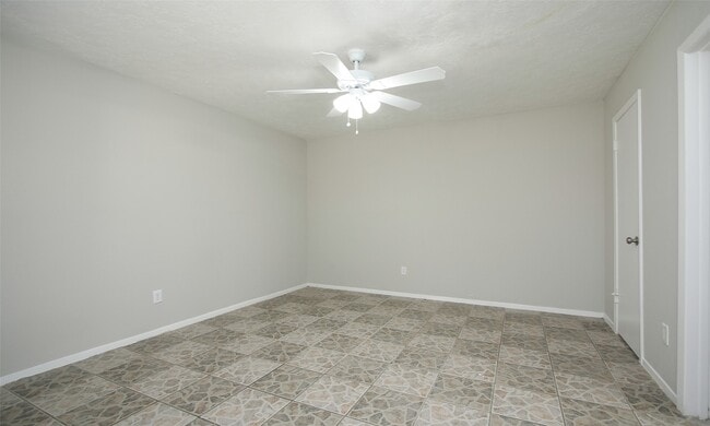 Building Photo - 19438 Cypress River Dr