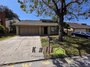 Building Photo - 6085 Fennell Ave