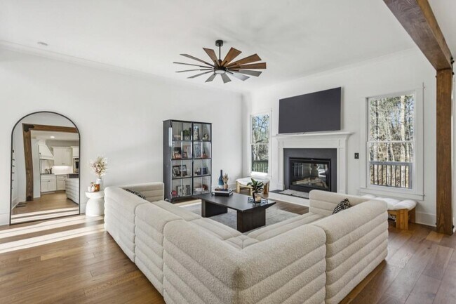 Building Photo - 3346 Kenyon Creek Dr NW