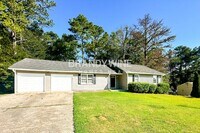 Building Photo - 5756 Ivywood Dr