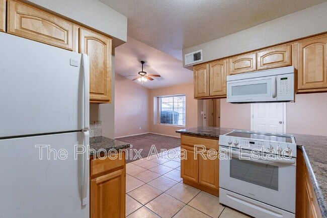Building Photo - 3206 E Calypso Ave