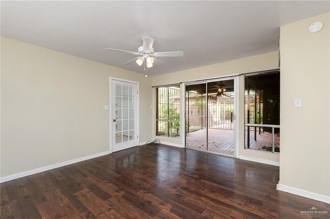 Building Photo - 2625 Village Dr