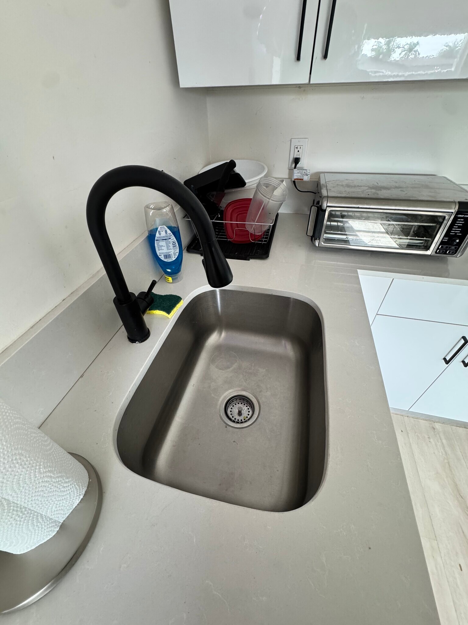 Sink - 2161 NW 89th Ter