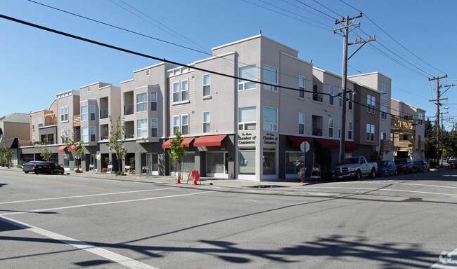 Primary Photo - Laurel Theater Apartments