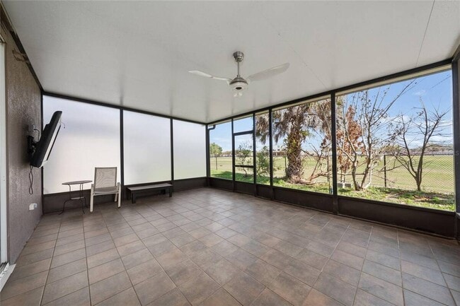Building Photo - 2962 White Cedar Cir