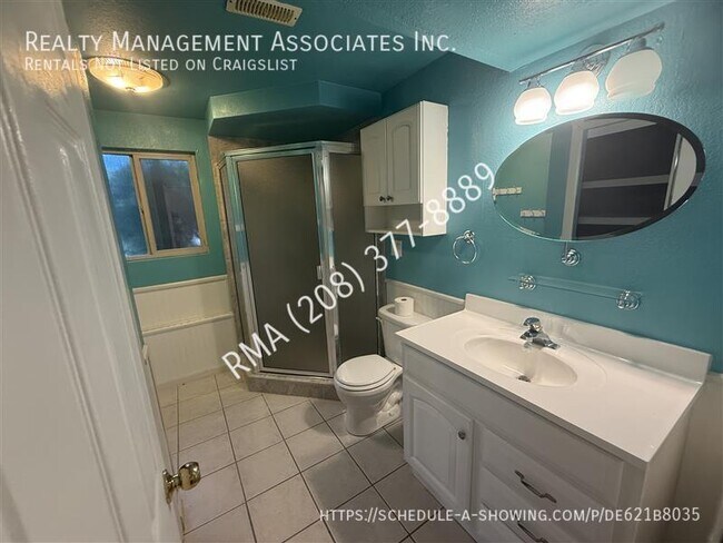 Building Photo - 3540 S Summerset Way