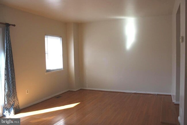 Building Photo - 7438 Ardglass Dr