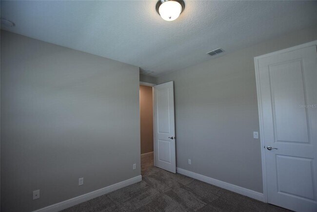 Building Photo - 7067 Carrickbend Ln