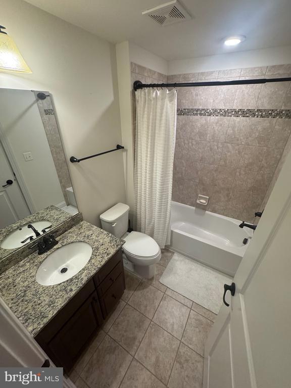 Building Photo - 53 Liberty Knolls Dr